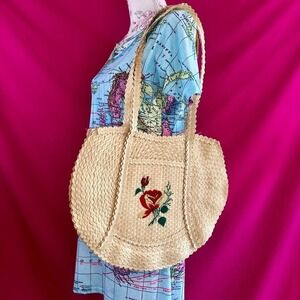 Woven Straw Shoulder Tote Bag with Red Rose Embroidery Spring Summer Cute Resort